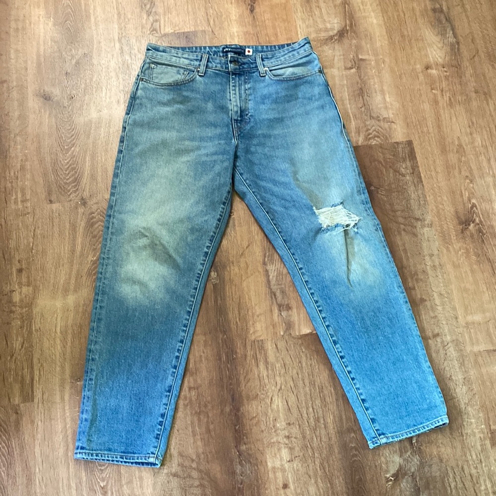 Levi’s made n crafted Selvedge denim taper jeans.